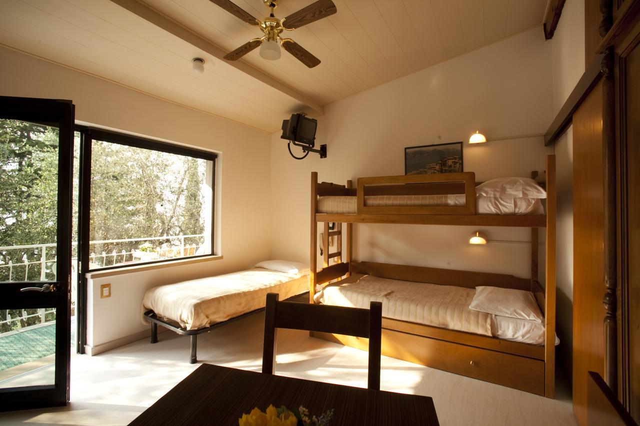 Villaggio Albergo Casa E Lago 布雷佐内加尔达 外观 照片